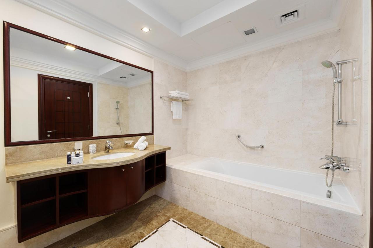 Maison Privee - Charming Apt With Sea View On The Palm Jumeirah ドバイ エクステリア 写真